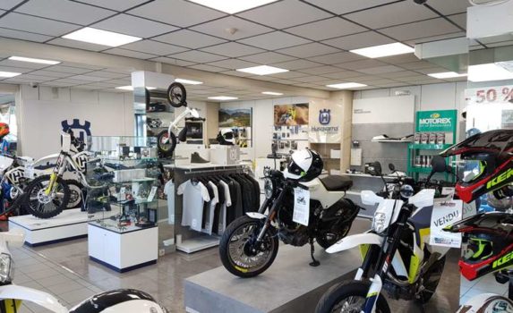 Show room motos annecy