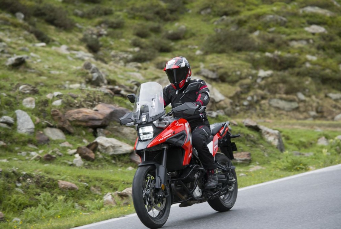V-STROM 1050XT Haute Savoie